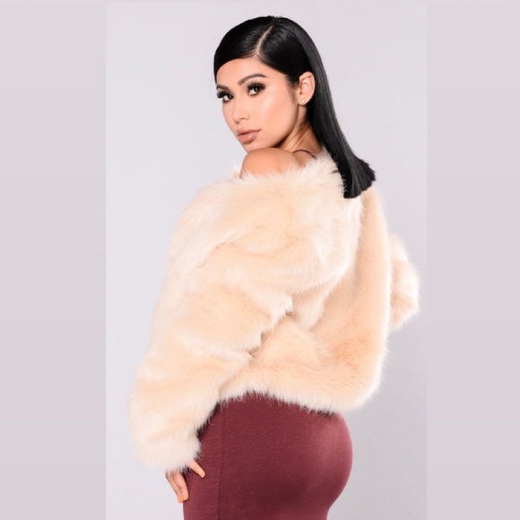 FashionNova “Francesca fur jacket” - Picture 7 of 7